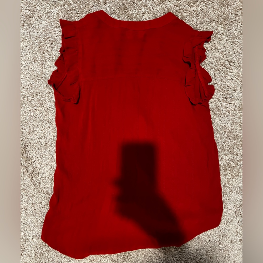 Red blouse - Picture 3 of 4